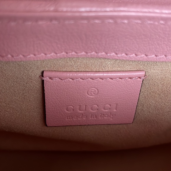 SOLD♥️AUTHENTIC GUCCI
Red & Pink Super Mini Matelassé GG Marmont Bag - Picture 16 of 17